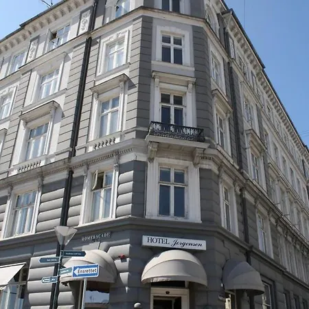 Хостел Jorgensen *